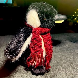 New Boyd’s Bear penguin with scarf plush “Tuxie Waddlewalk” NWT